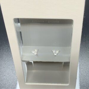 Sterling silver zircon studs